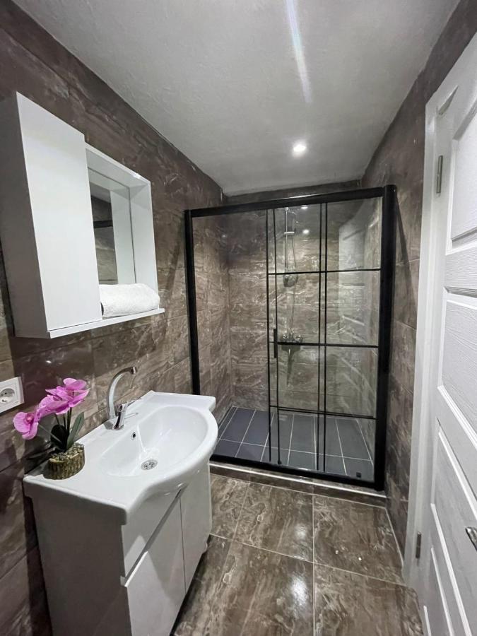Smf Suites 1+1 4 Istanboel Buitenkant foto